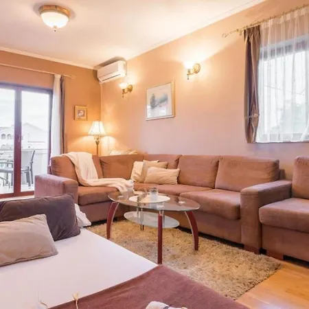 In Zaton Apartment *