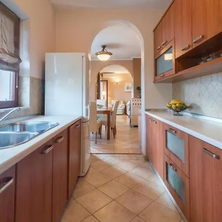 Apartment In Zaton